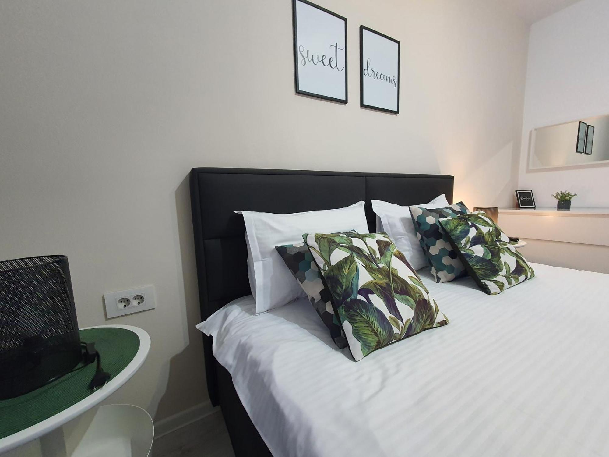 Green Apartment Coresi Braşov Eksteriør bilde